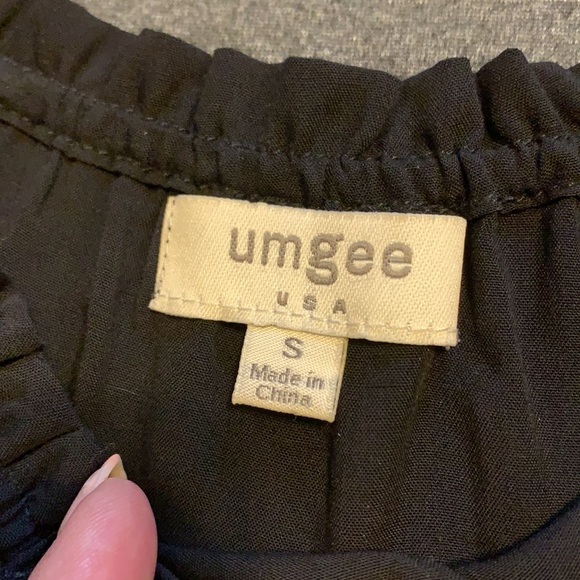 Umgee black off-the-shoulder tunic dress Like new! - Picture 2 of 4